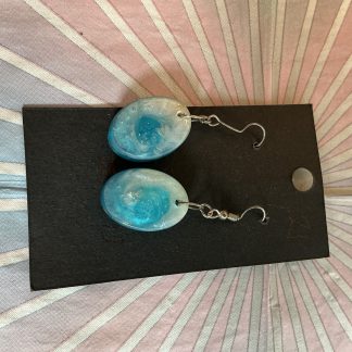 earrings blue with white