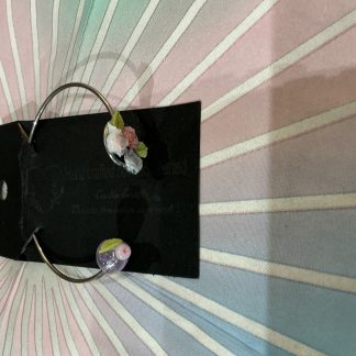 bracelet with flower