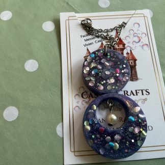 necklace purple sparkles with pearl