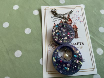 necklace purple sparkles with pearl
