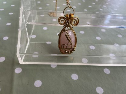 Large pink quartz necklace