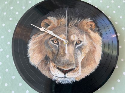 lion clock