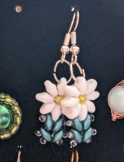 daisy earrings