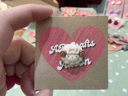 sheep pin
